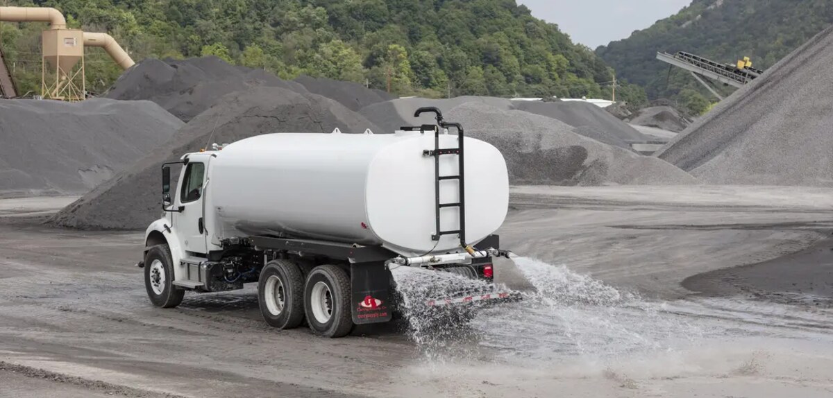 Camion-citerne appliquant le scellement LL25